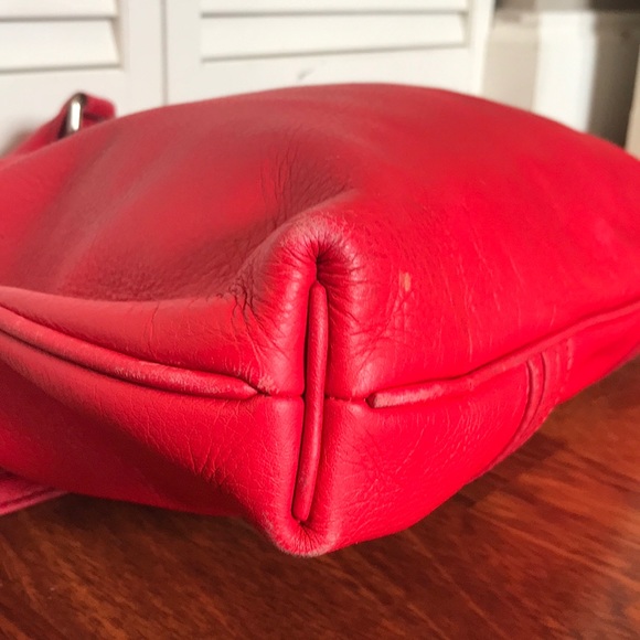 Red Marc Jacobs Crossbody Bag - Picture 9 of 14